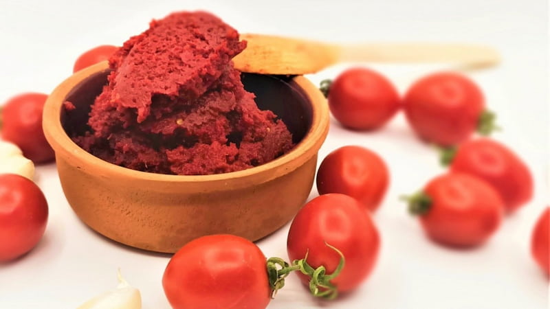 تصویر 1 از رب گوجه فرنگی مزرعه با طعم طبیعی و رنگ چشمگیر غذاها